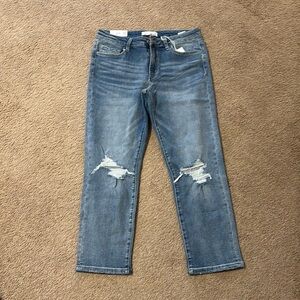 Vervet Mid Rise Cropped Straight Leg Jean